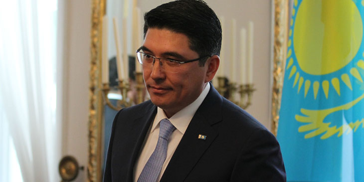 Altay Abibullayev, ambasador Kazachstanu